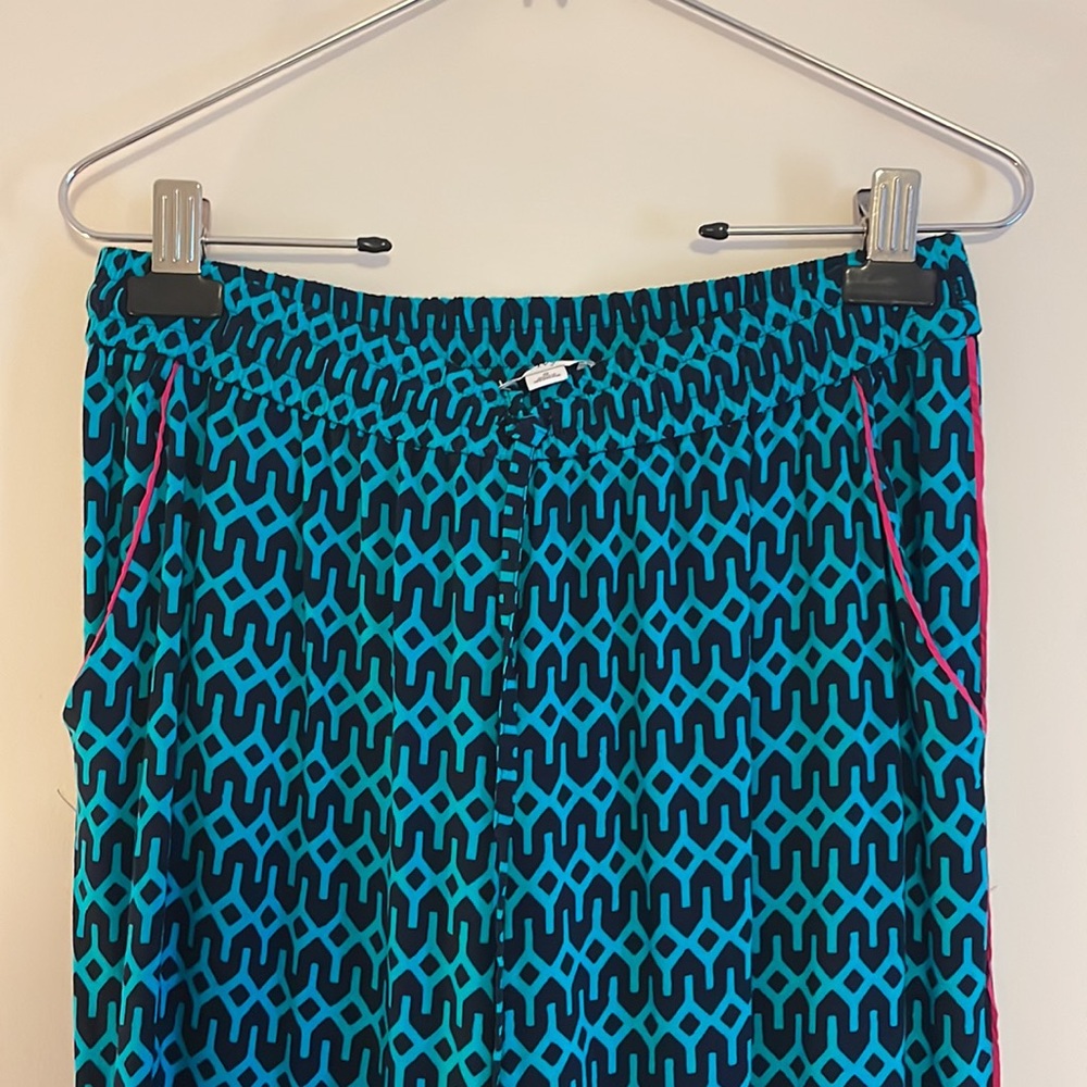 Crown & Ivy pants